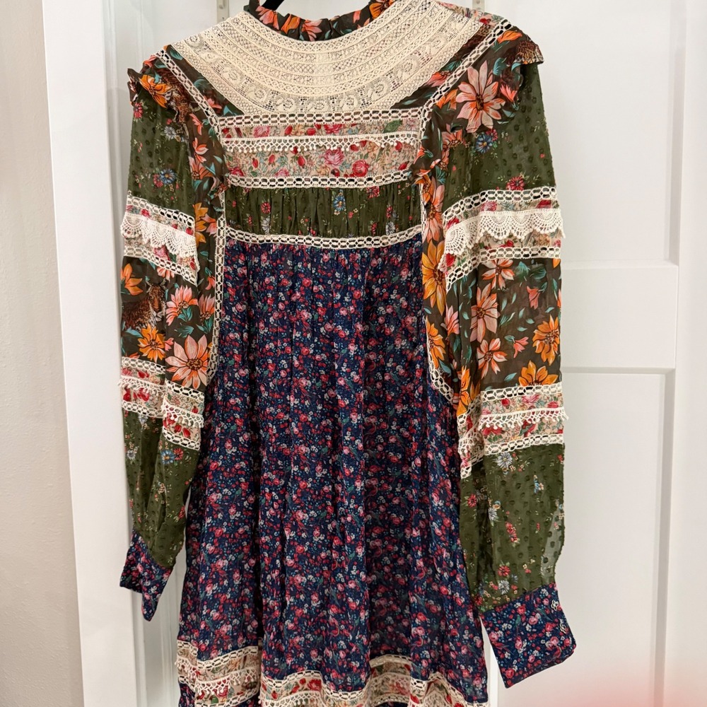Farm Rio Mixed Liberty Floral Mini Dress S Crochet Lace Ruffle Boho Cottagecore - Picture 2 of 7